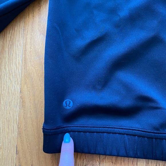 Lululemon Cropped Hoodie - Picture 5 of 5